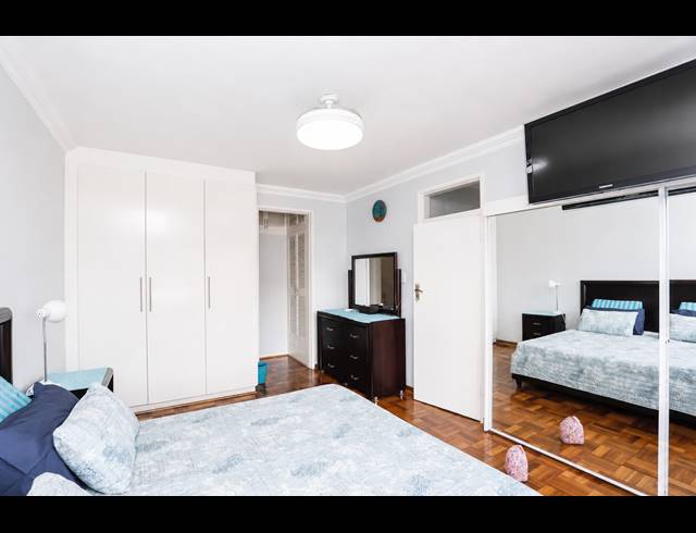 3.5 BEDROOM APARTMENT FOR SALE IN GLENWOOD